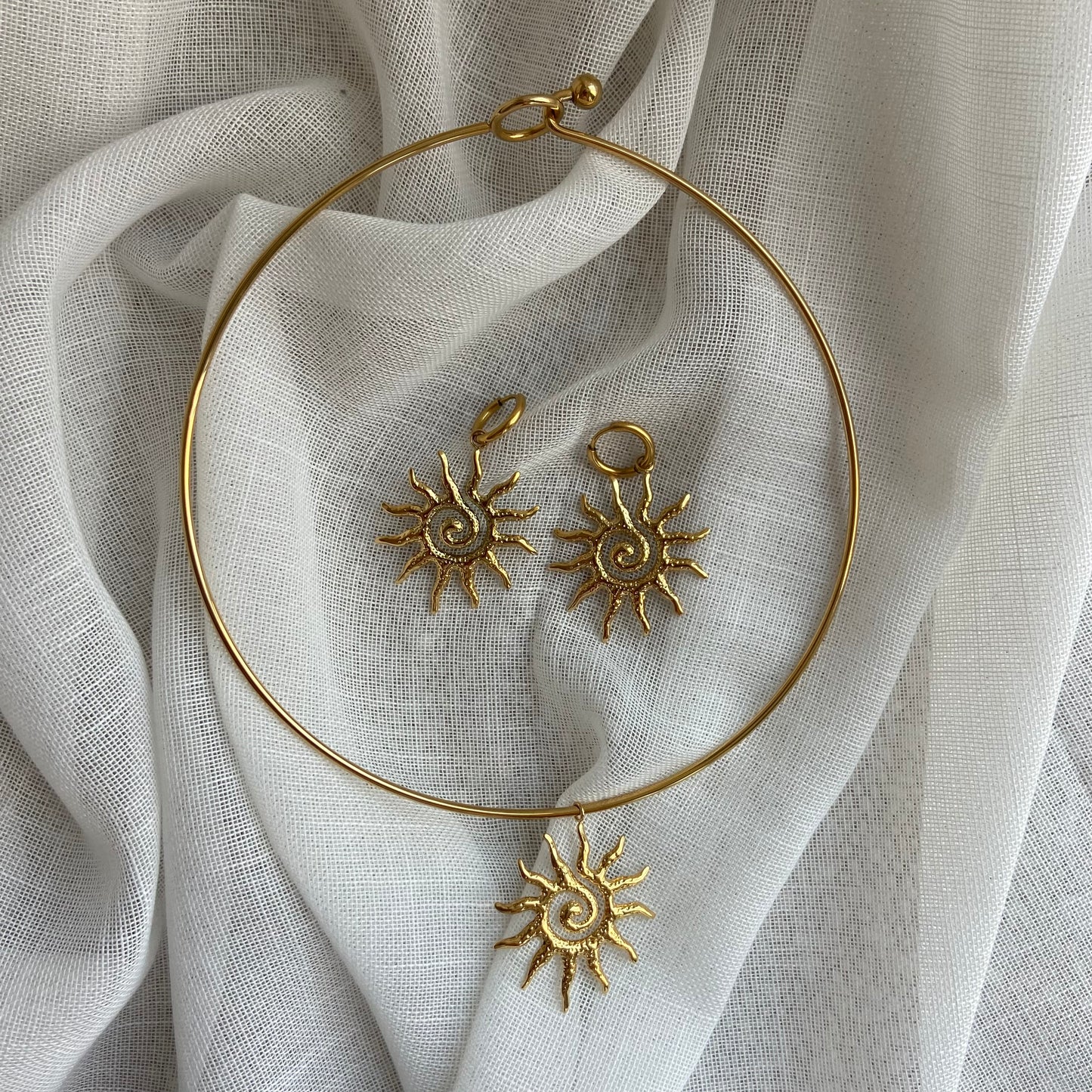 Collier jonc et boucles d'oreilles Porquerolles