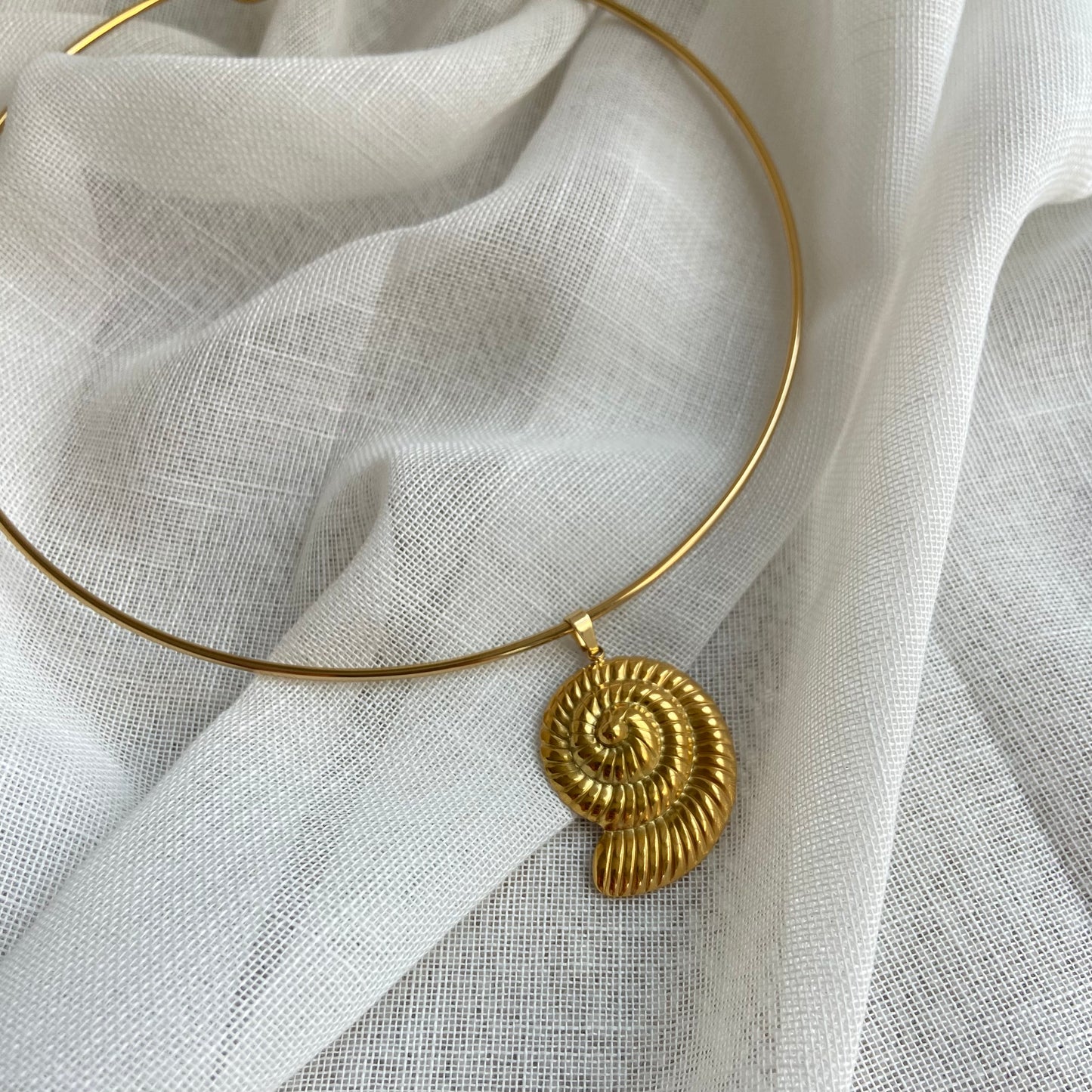 Collier jonc et boucles d'oreilles Sormiou